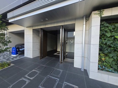 【エントランス】 | ジェノヴィアタバタスリーグリーンヴェール