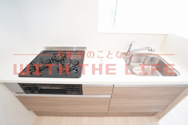 プレミエール 【キャッシュバック対象】のキッチン|コンパクトなキッチンで掃除もラクラク