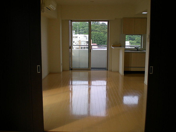 【居間・リビング】