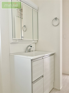 【独立洗面台】 | 保育園9分　小学校11分　庭付き　三咲全11区画　3号棟 | 同タイプ