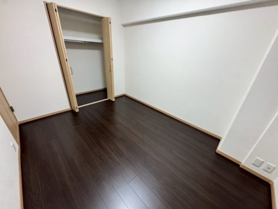 【洋室】 | メゾンドール堺