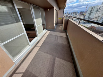 【バルコニー】 | メゾンドール堺