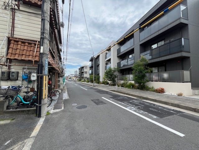 メゾンアベニールの周辺