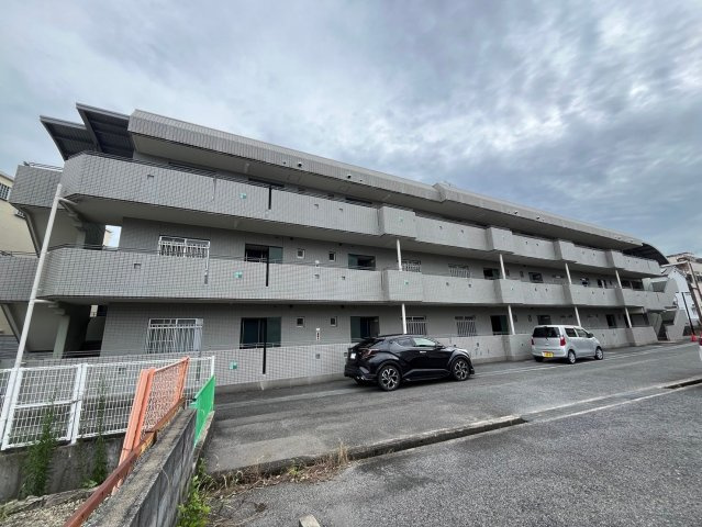 メゾンアベニールの外観