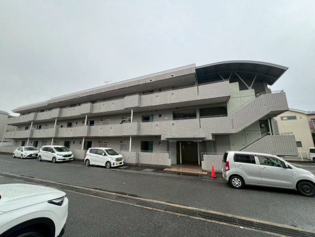 メゾンアベニールの外観