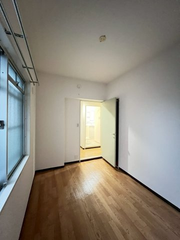 メゾンアベニールの洋室