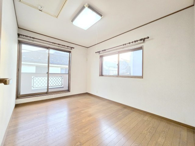 武蔵村山市残堀2丁目　中古戸建の洋室