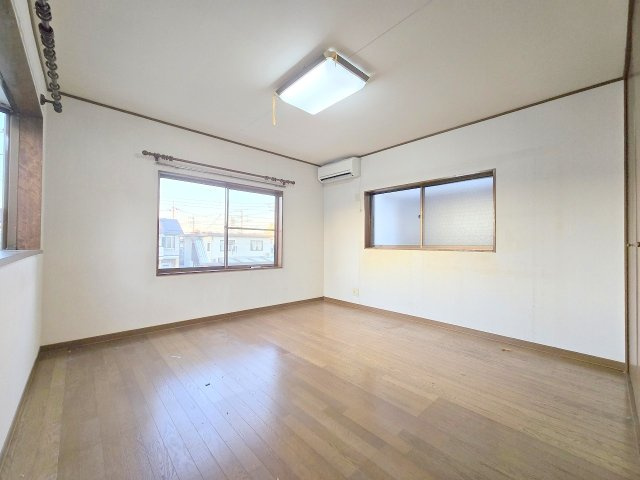 武蔵村山市残堀2丁目　中古戸建の洋室