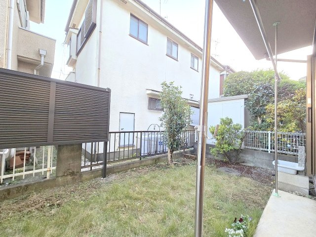 武蔵村山市残堀2丁目　中古戸建の庭