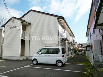 ハイツセイシェルの外観|駐車場無料です◎コンビニが徒歩近く◇