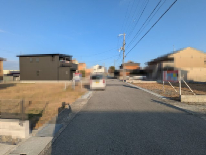姫路市網干区北新在家　売り土地の前面道路含む現地写真