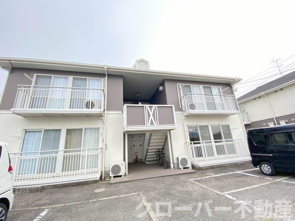 フレグランス飯山 C棟の外観