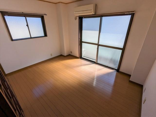 メゾン・ド・富士の居間・リビング