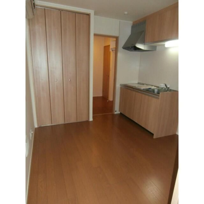 【居間・リビング】 | ヴィクトワール | 賃貸 神奈川県川崎市川崎区小田２丁目