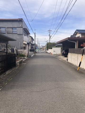 ６６１６８　大垣市三塚町土地の前面道路含む現地写真