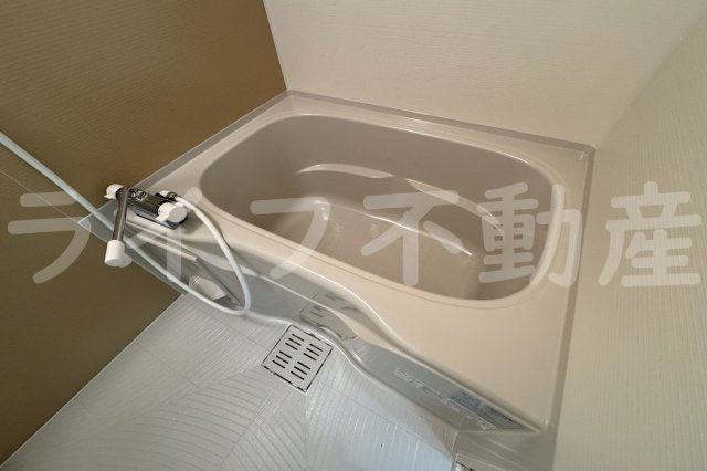 フジパレス弥刀駅北Ⅰ番館の浴室|落ち着いた空間のお風呂です