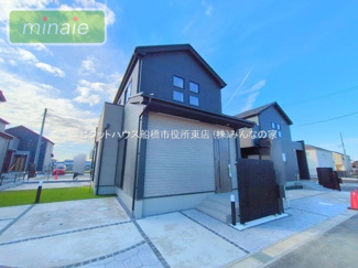 【外観】 | 保育園9分　小学校11分　全室南向き　三咲全11区画　10号棟 | 販売現地