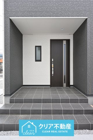 【玄関】 | 第３富士見町時沢１号棟 | 玄関はディンプルキー＆ダブルロックドア採用で防犯対策もバッチリです！