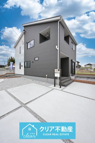 【駐車場】 | 第３富士見町時沢１号棟 | 広々としたお庭でバーベキューやガーデニングも楽しめます♪