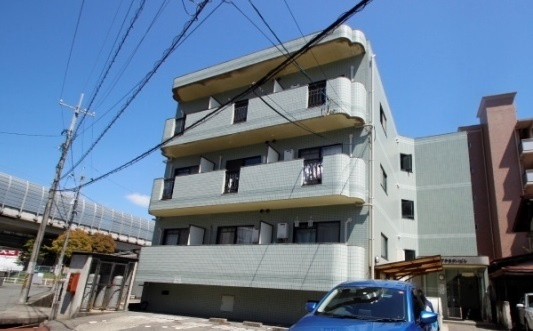 第１７やたがいビル