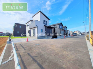 【外観】 | 保育園9分　小学校11分　全室南向き　三咲全11区画　10号棟 | 販売現地