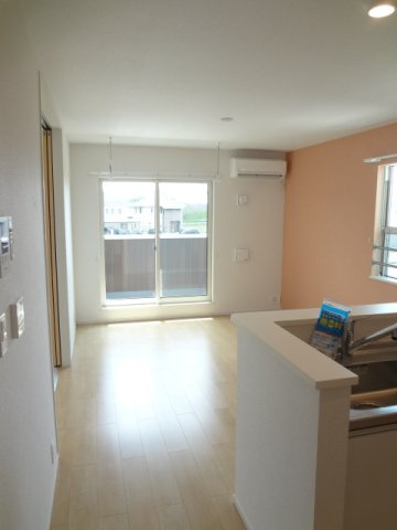 サニープレシャスの居間・リビング