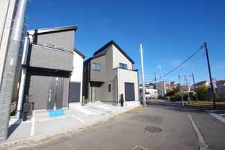 【前面道路含む現地写真】 | 【仲介手数料無料！！】府中市四谷6丁目　新築戸建て（全2棟）2号棟　4490万円