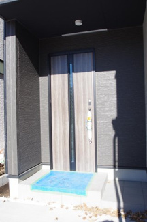 【玄関】 | 【仲介手数料無料！！】府中市四谷6丁目　新築戸建て（全2棟）2号棟　4490万円