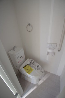 【トイレ】 | 【仲介手数料無料！！】府中市四谷6丁目　新築戸建て（全2棟）2号棟　4490万円