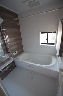 【浴室】 | 【仲介手数料無料！！】府中市四谷6丁目　新築戸建て（全2棟）2号棟　4490万円