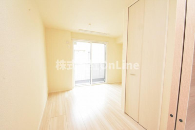 【洋室】 | ラフィーネ八尾東