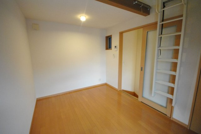 ラ・クラッセ飯倉Ⅰの居間・リビング