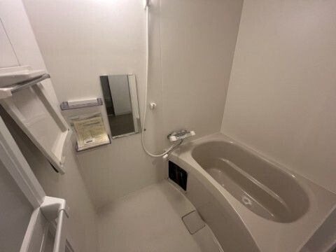 ジーメゾン南大塚の浴室