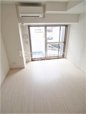 【居間・リビング】 | アール大阪グランデ | 使いやすいリビングです