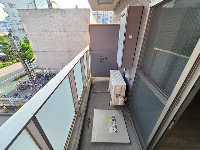 アークリュイールのバルコニー|★洗濯物がよく乾く日当たり良好のバルコニーです。★