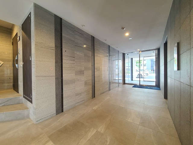 アークリュイールのロビー|★１階共用ロビーの画像です★