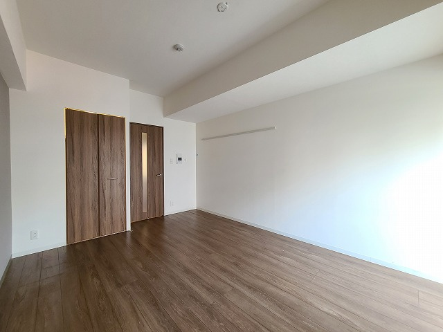 アークリュイールの洋室|★天井高の洋室です★