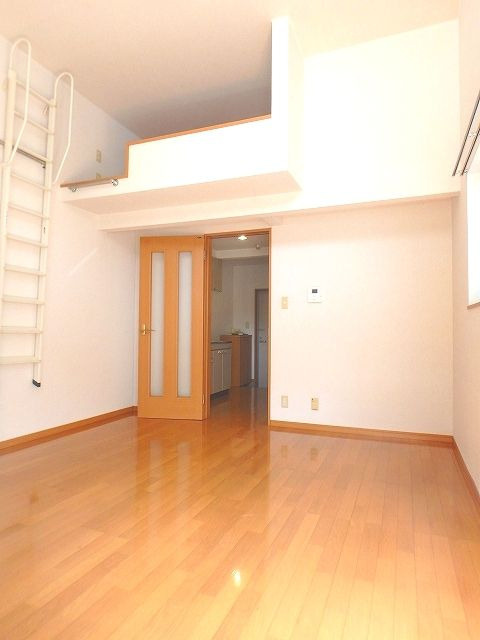 ゴールド室見の居間・リビング