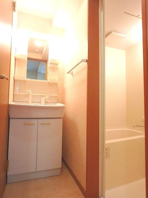 ゴールド室見の洗面所