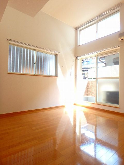 ゴールド室見の居間・リビング