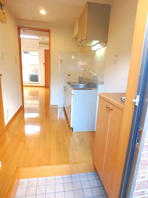 ゴールド室見の玄関