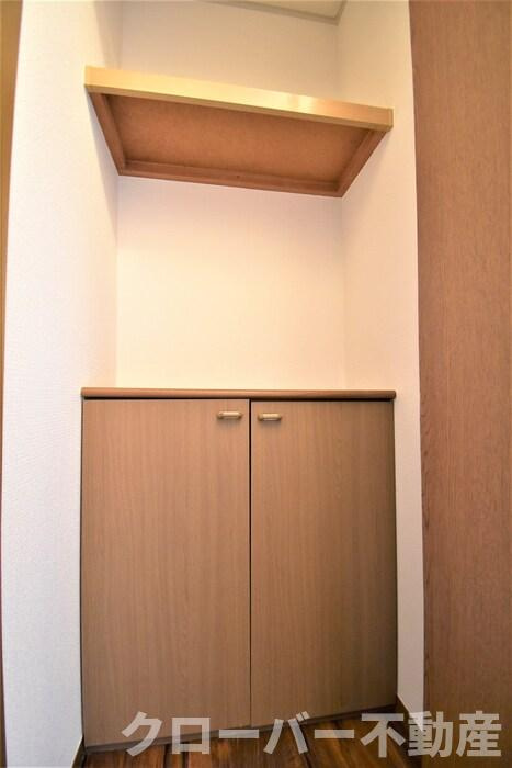 ファミーユ Ｍ A棟の玄関|玄関