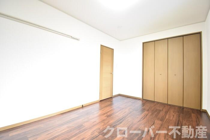 ファミーユ Ｍ A棟の寝室|その他