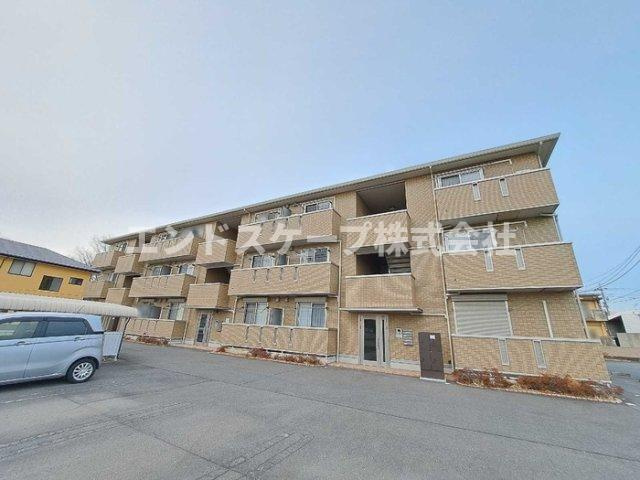 ルミエールのエントランス|高崎、前橋のお部屋探しはエンドスケープまで！お客様の理想お聞かせ下さい♪