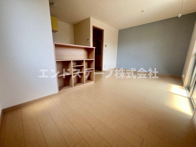 ルミエールの居間・リビング|高崎、前橋のお部屋探しはエンドスケープまで！お客様の理想お聞かせ下さい♪