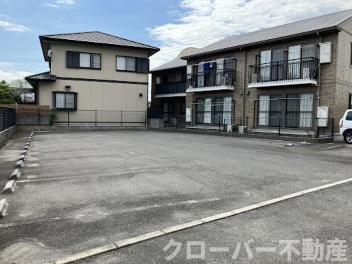 フローラルガーデン土器東の駐車場|駐車場