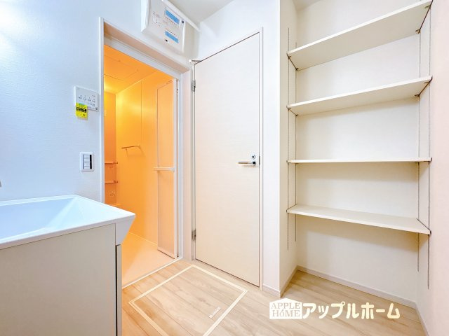 【新築戸建】KIS坂戸市千代田 7期 全1棟のその他|収納力と機能性に優れた使いやすい設備で、忙しい朝の身支度もスムーズに♪