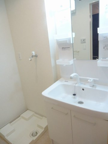 ジュネストヨハシ　Ⅱ番館の洗面所