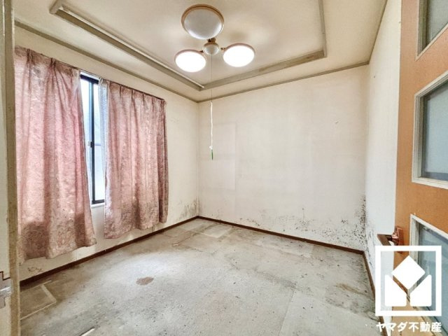 伏見区桃山町山ノ下の寝室