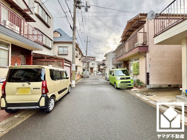 伏見区桃山町山ノ下の前面道路含む現地写真